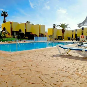 https://duplex-el-cortijo.tenerifehoteles.net